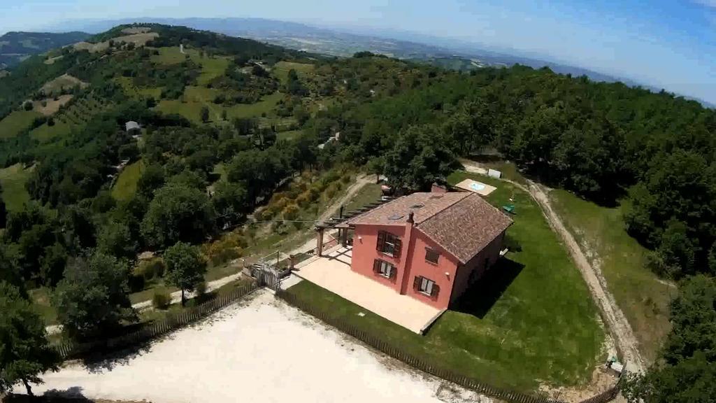 Colle Delle Meraviglie Fratticciola Selvatica Bagian luar foto