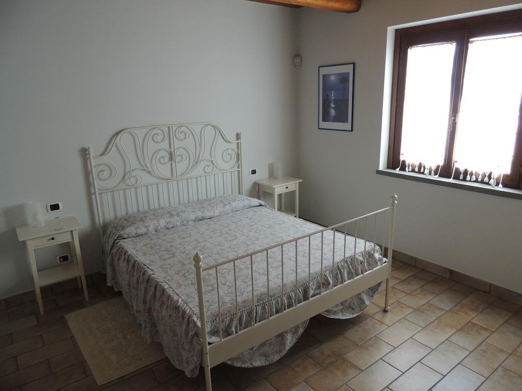 Colle Delle Meraviglie Fratticciola Selvatica Ruang foto