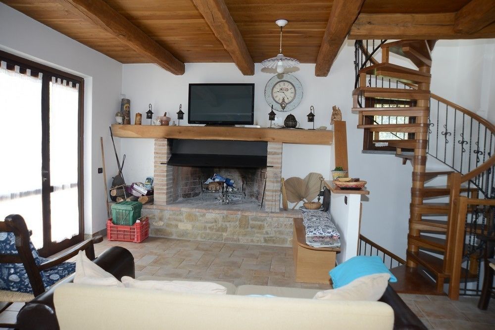 Colle Delle Meraviglie Fratticciola Selvatica Bagian luar foto