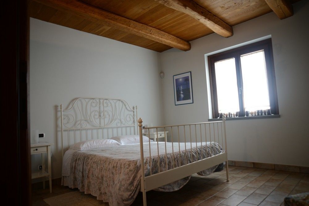 Colle Delle Meraviglie Fratticciola Selvatica Bagian luar foto